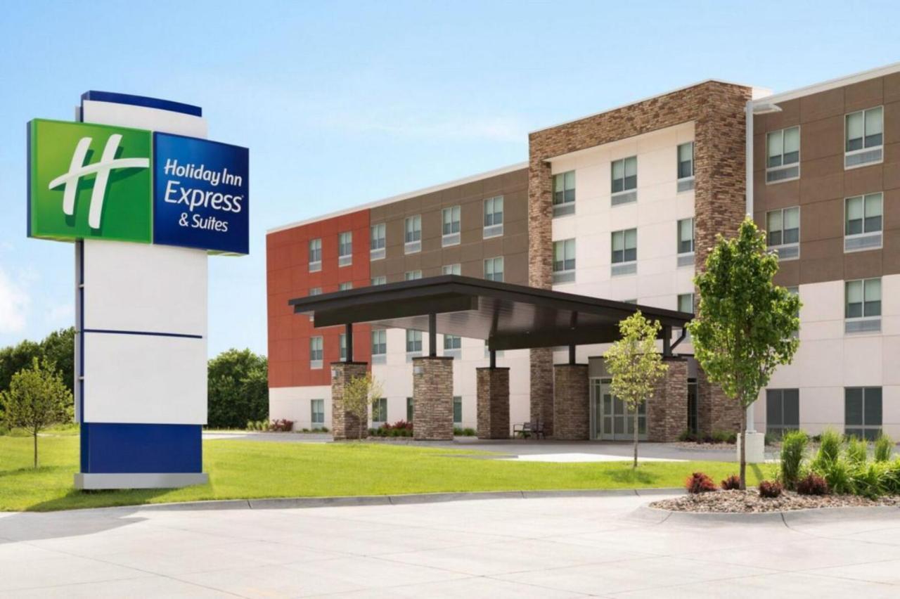 Holiday Inn Express & Suites Charlottesville By Ihg Εξωτερικό φωτογραφία