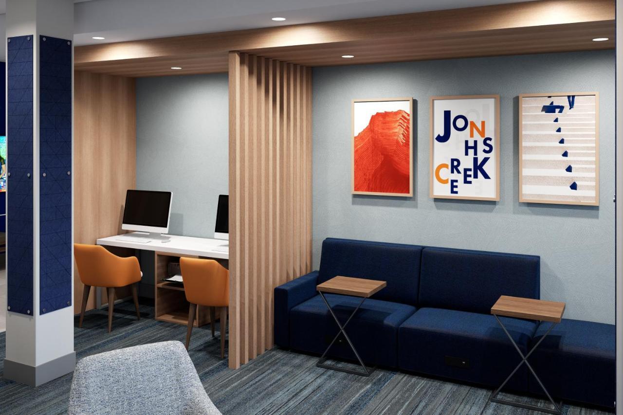 Holiday Inn Express & Suites Charlottesville By Ihg Εξωτερικό φωτογραφία