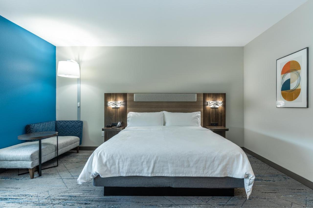 Holiday Inn Express & Suites Charlottesville By Ihg Εξωτερικό φωτογραφία