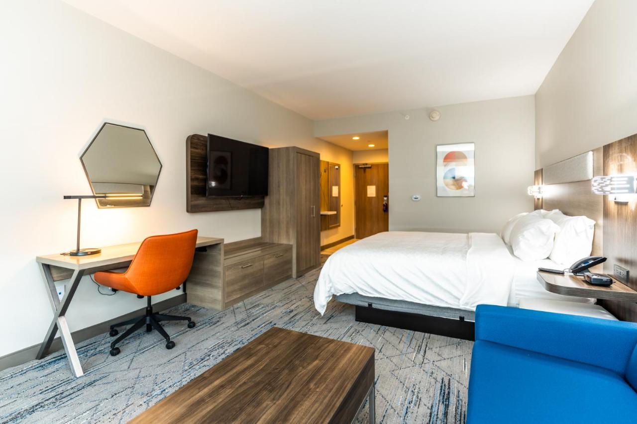 Holiday Inn Express & Suites Charlottesville By Ihg Εξωτερικό φωτογραφία