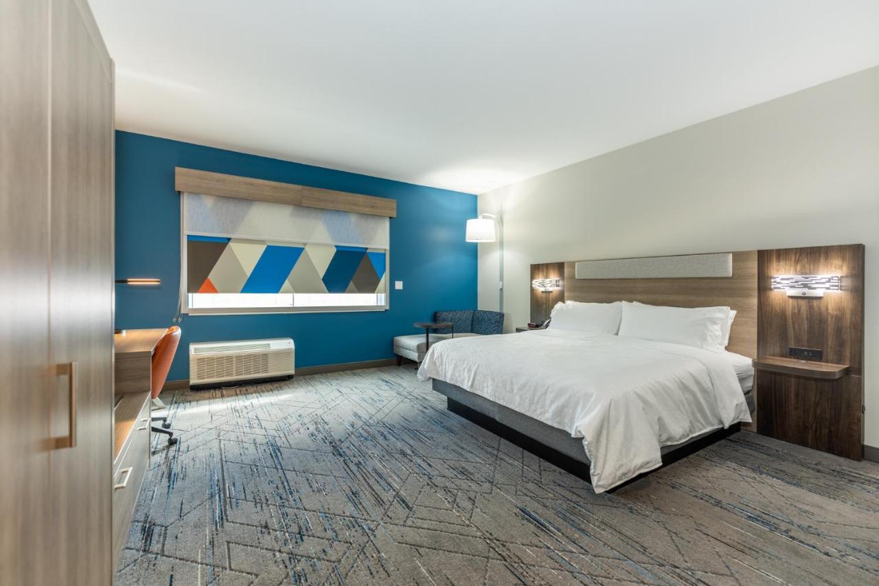 Holiday Inn Express & Suites Charlottesville By Ihg Εξωτερικό φωτογραφία