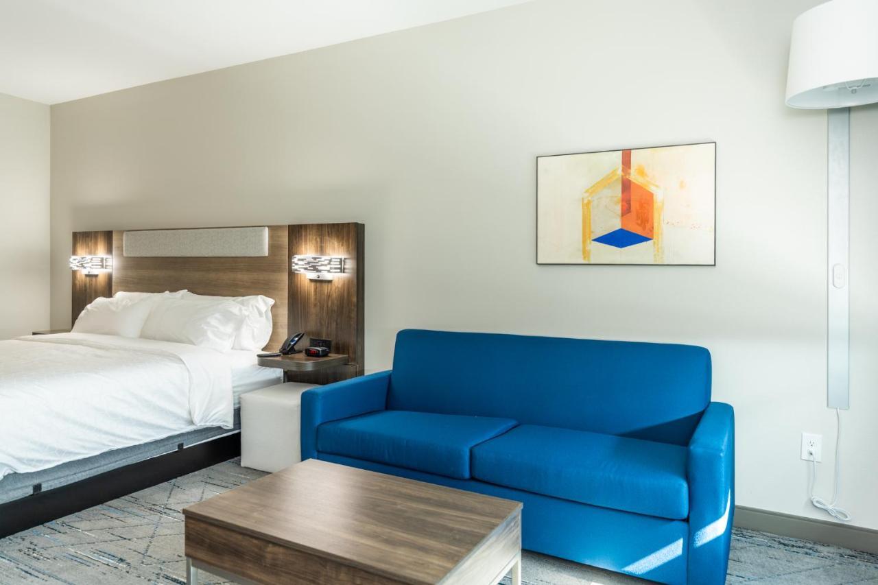 Holiday Inn Express & Suites Charlottesville By Ihg Εξωτερικό φωτογραφία