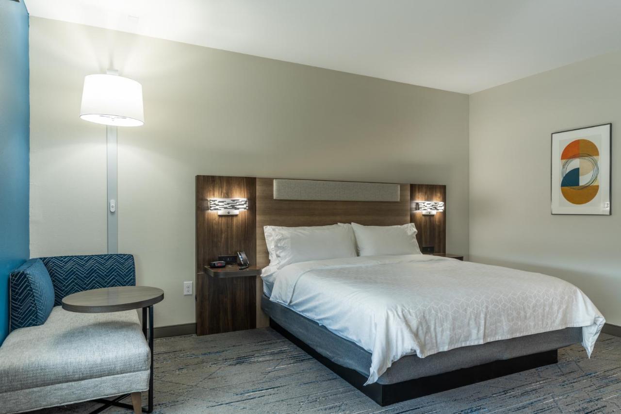 Holiday Inn Express & Suites Charlottesville By Ihg Εξωτερικό φωτογραφία