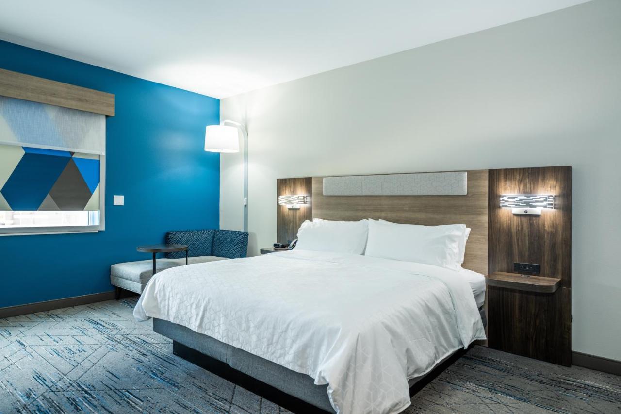 Holiday Inn Express & Suites Charlottesville By Ihg Εξωτερικό φωτογραφία