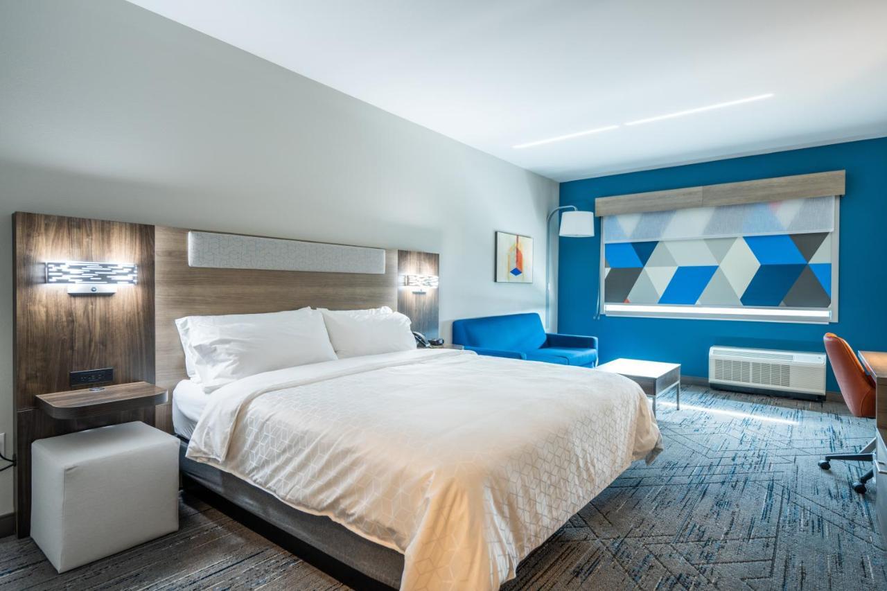 Holiday Inn Express & Suites Charlottesville By Ihg Εξωτερικό φωτογραφία